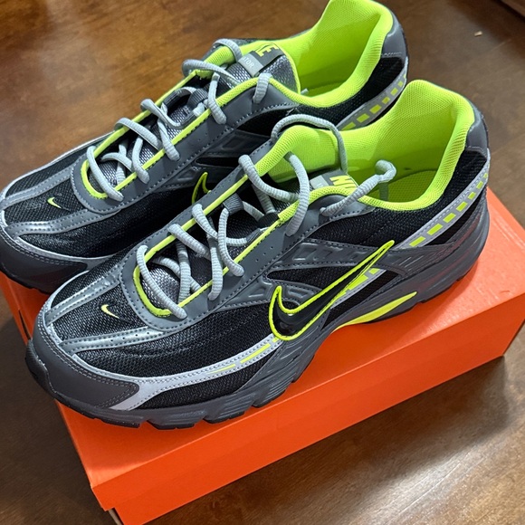 Nike Initiator (black/black-dark grey) - Picture 3 of 7